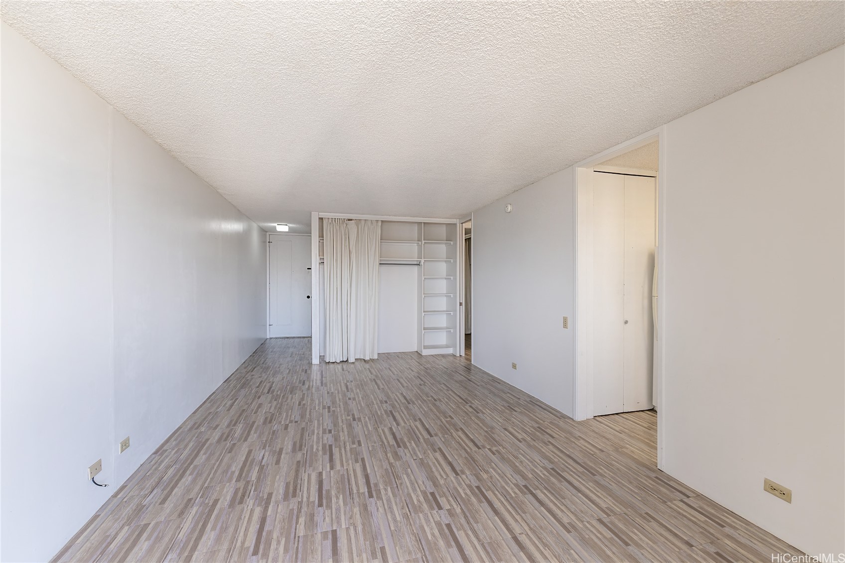 1630 Liholiho Street 1404