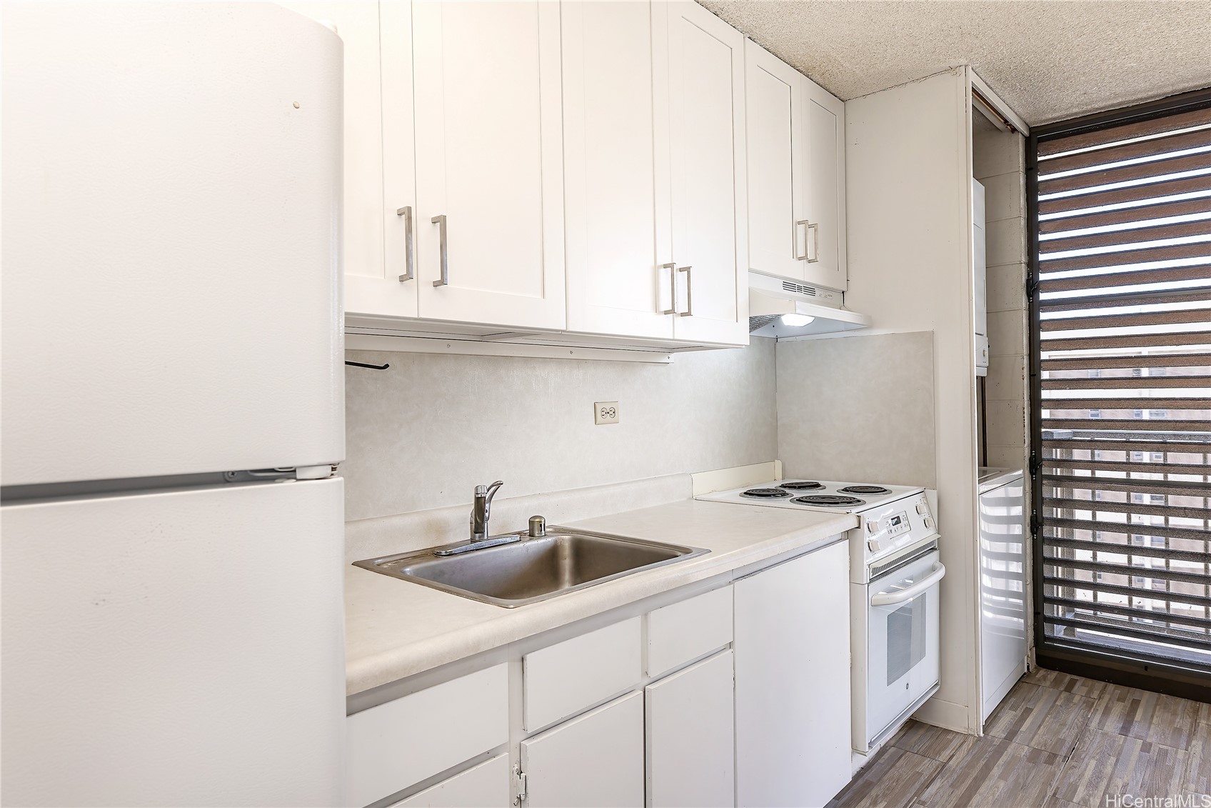 1630 Liholiho Street 1404