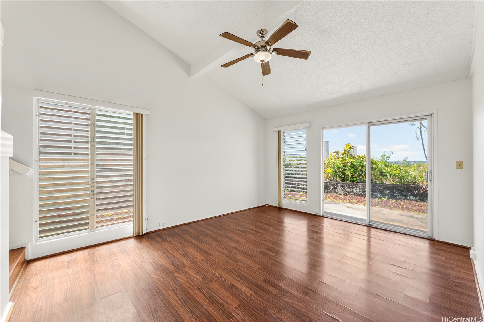 98-481 Maki Street 86