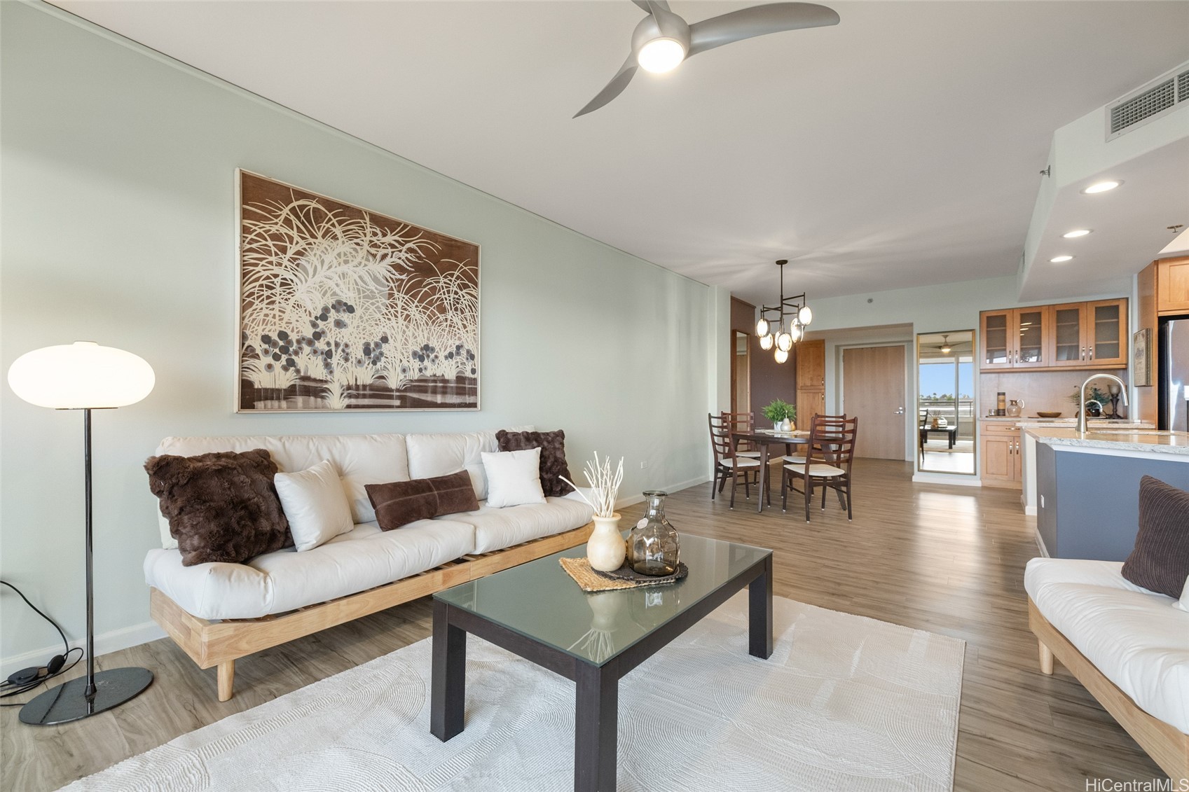 1 Keahole Place 1513