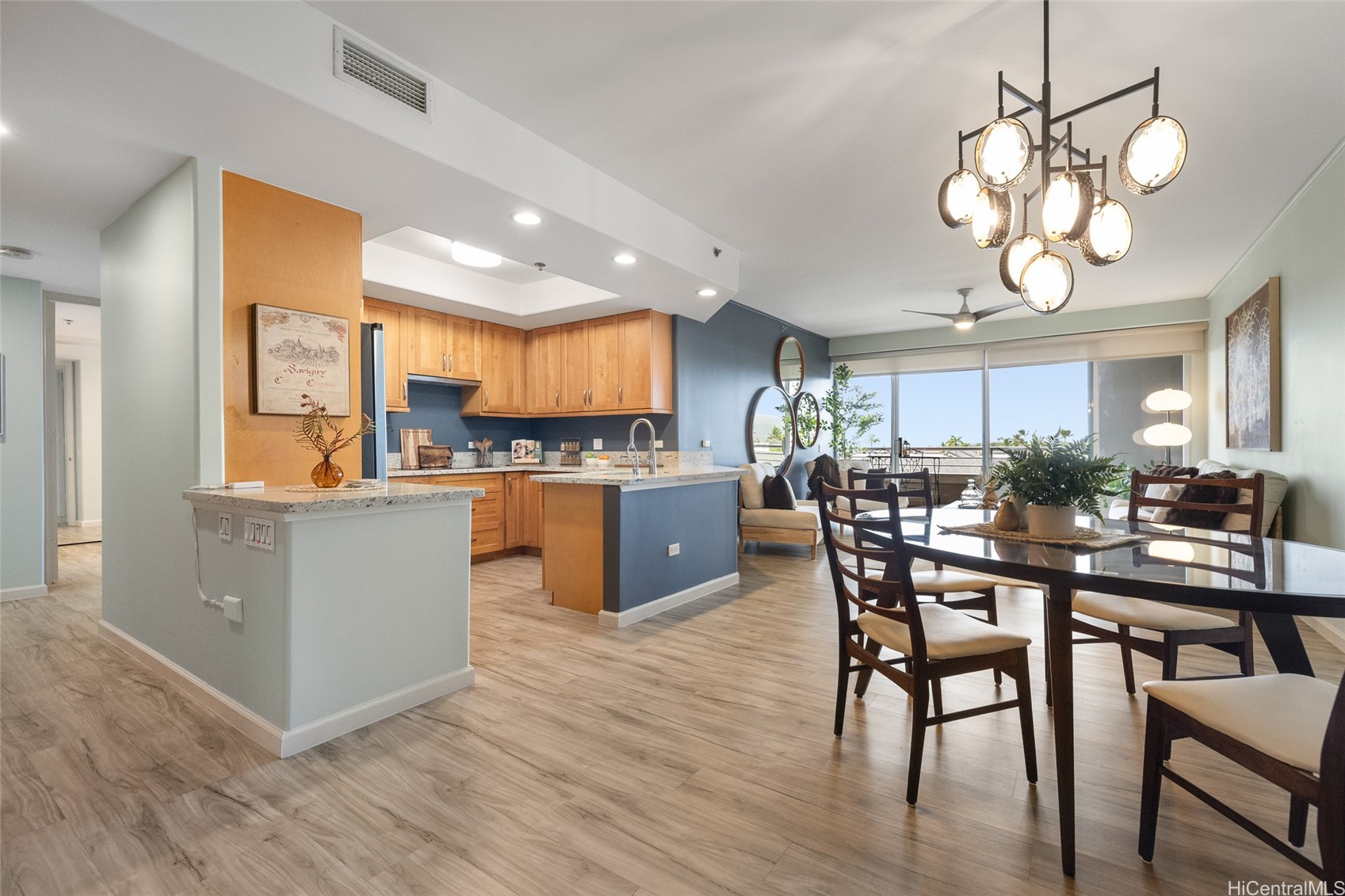 1 Keahole Place 1513