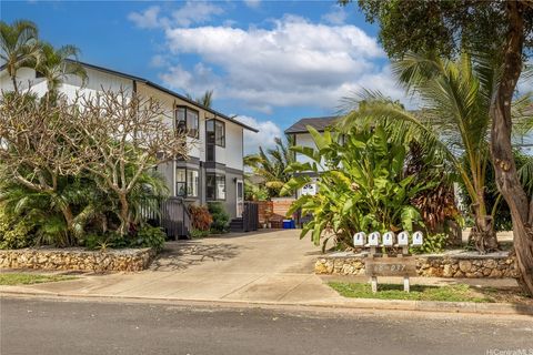 Photo of 68-037 Apuhihi Street #B, Waialua, HI 96791 (MLS # 202606916)