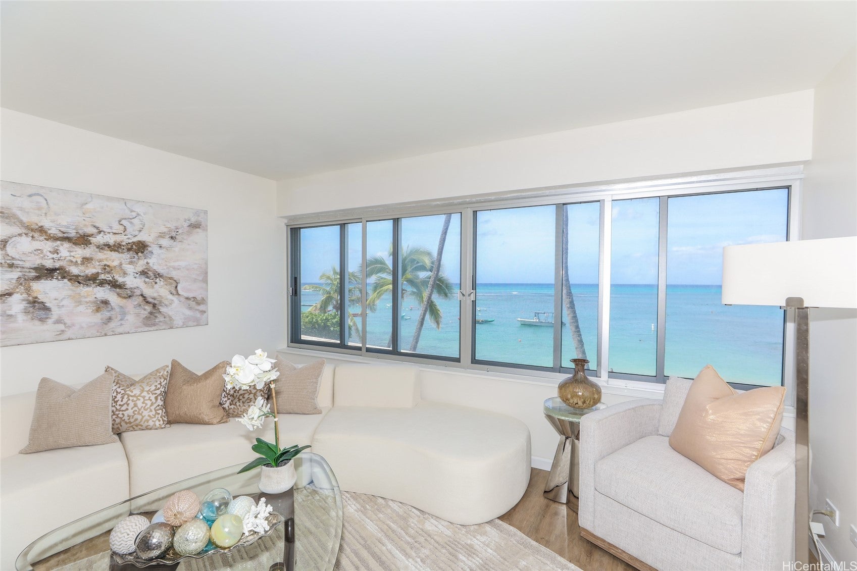 2895 Kalakaua Avenue 103