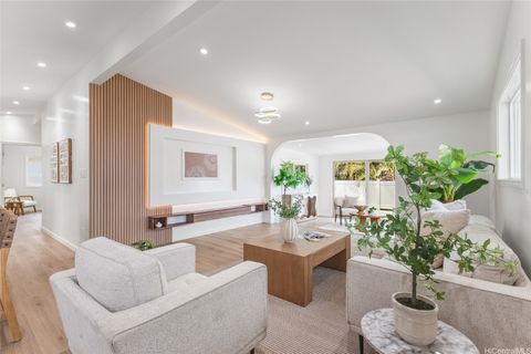 Photo of 308 Hanakoa Street, Honolulu, HI 96825 (MLS # 202604157)