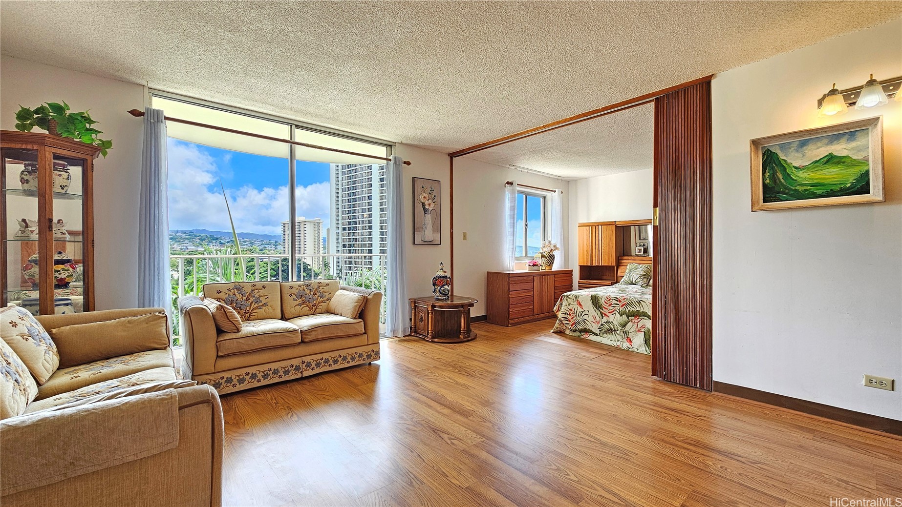 98-1038 Moanalua Road 7-907