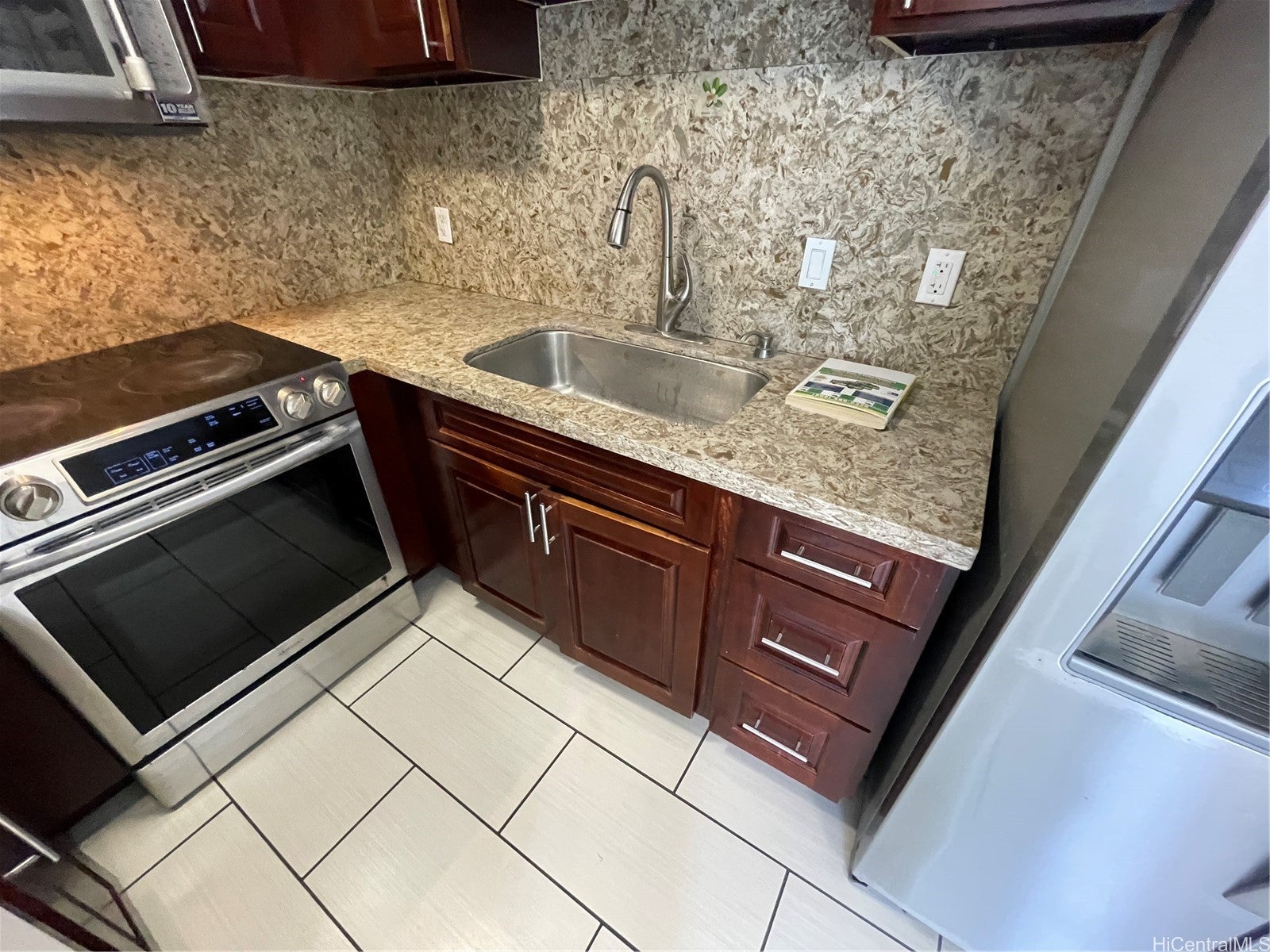 801 Ala Nioi Place 404