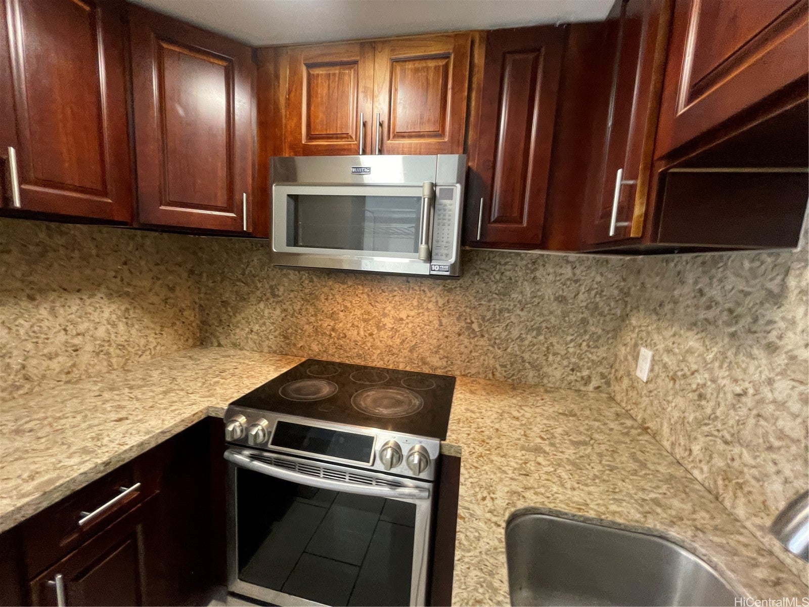 801 Ala Nioi Place 404