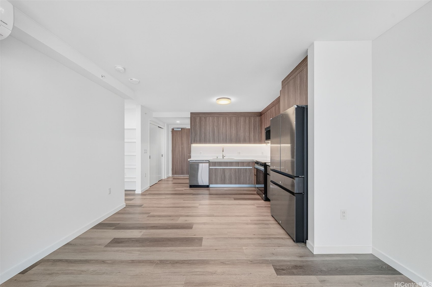 1500 Rycroft Street 3505R