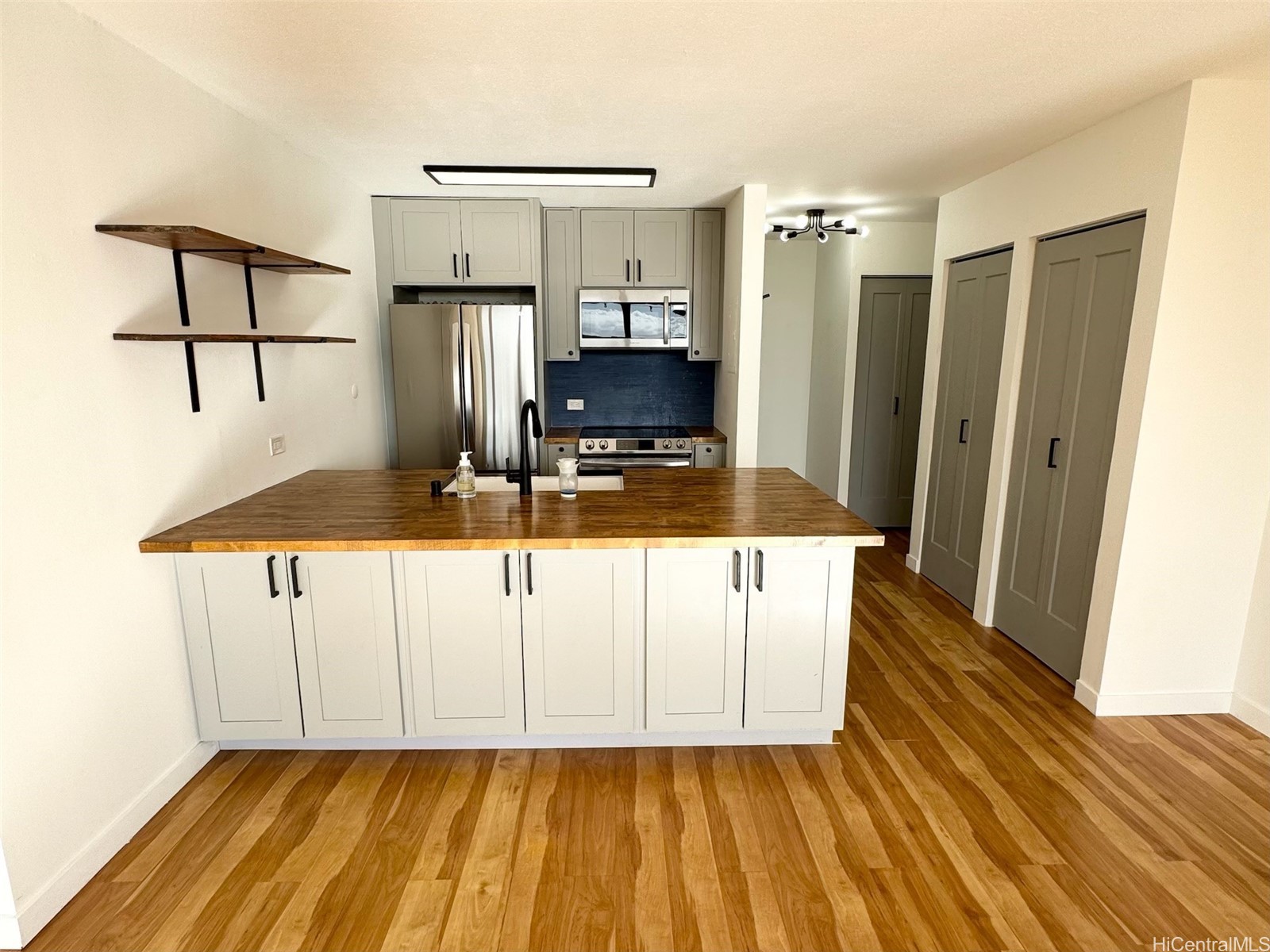 2444 Hihiwai Street 1903