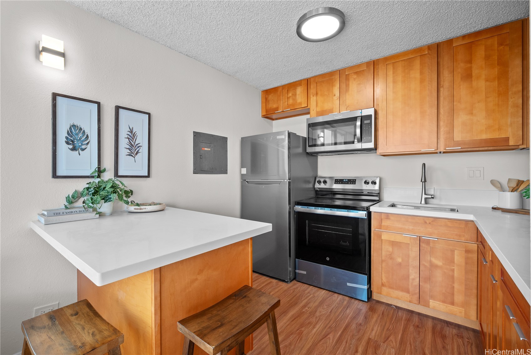 2754 Kuilei Street 1601