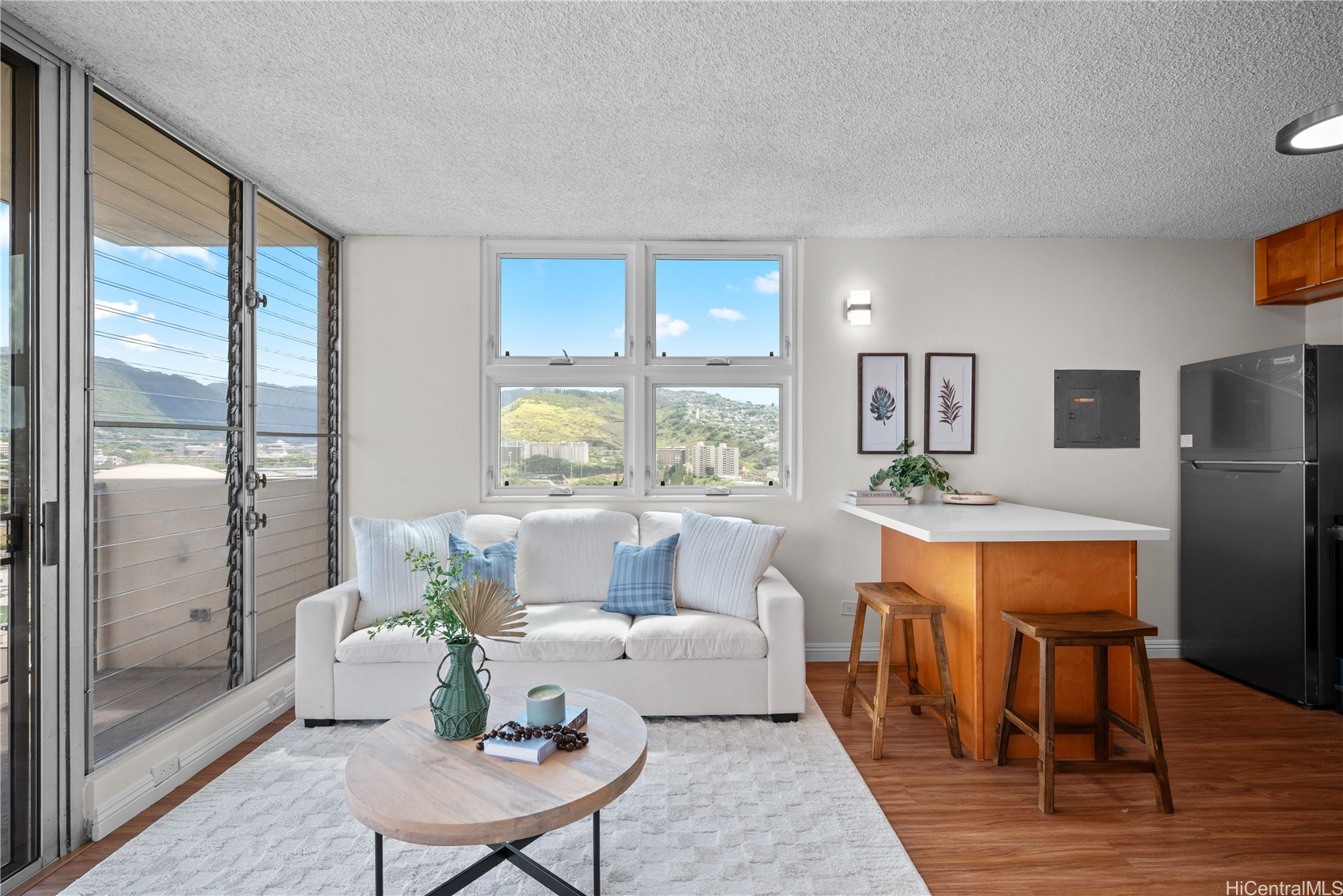 2754 Kuilei Street 1601
