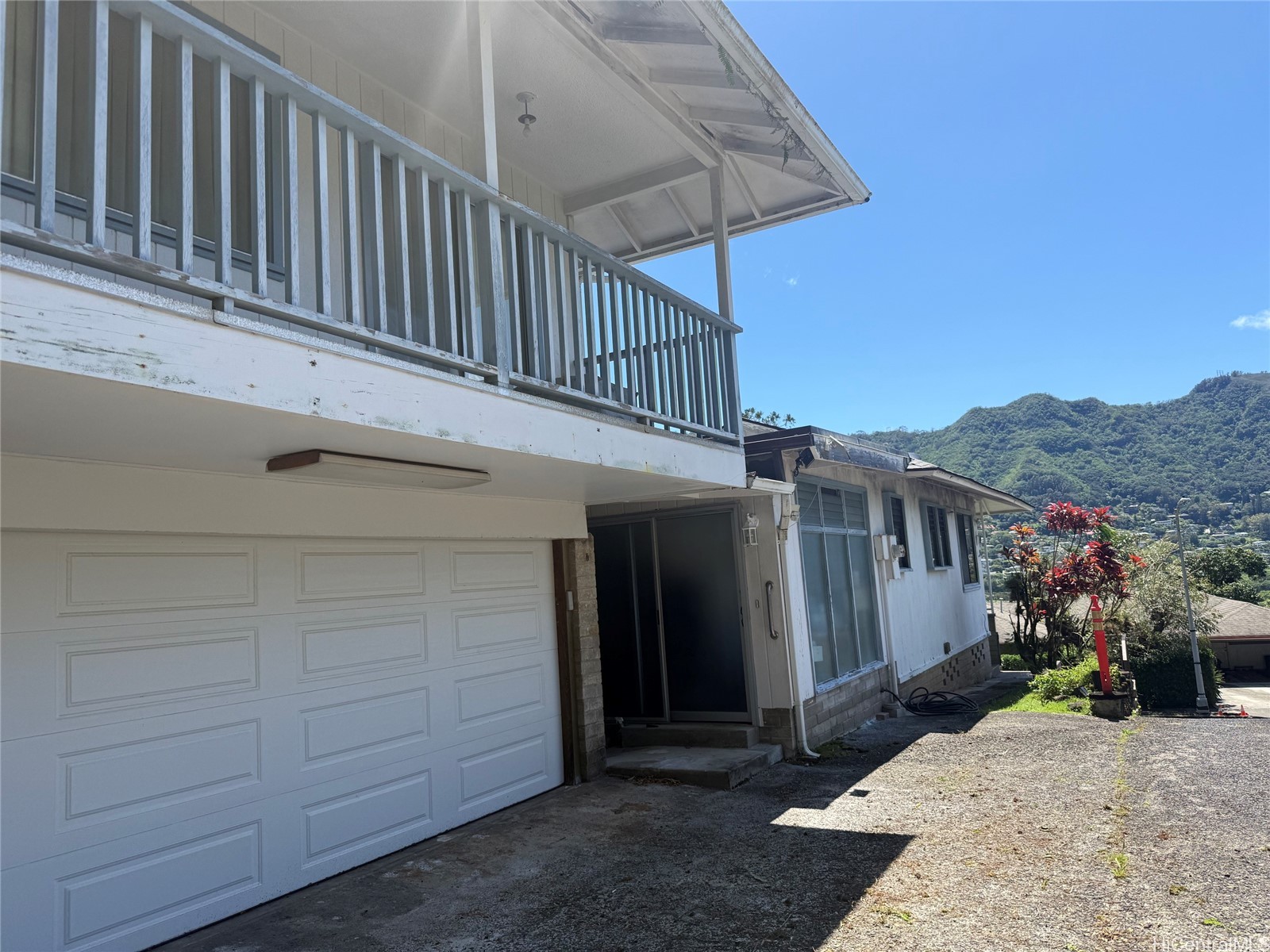 3292 Keahi Street
