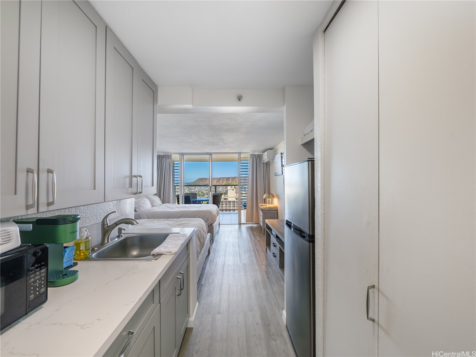 445 Seaside Avenue 3703