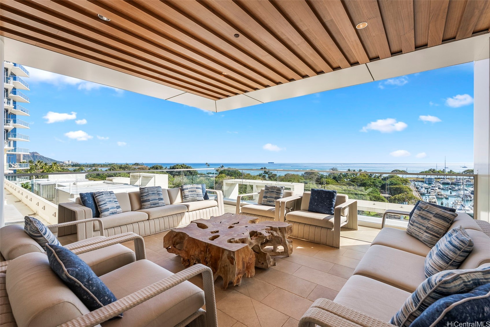 1118 Ala Moana Boulevard 4