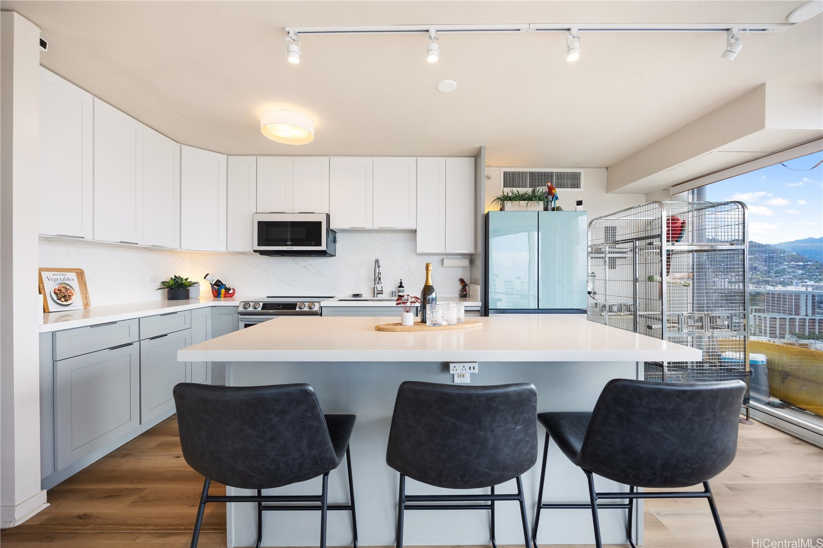 1296 Kapiolani Boulevard II3203