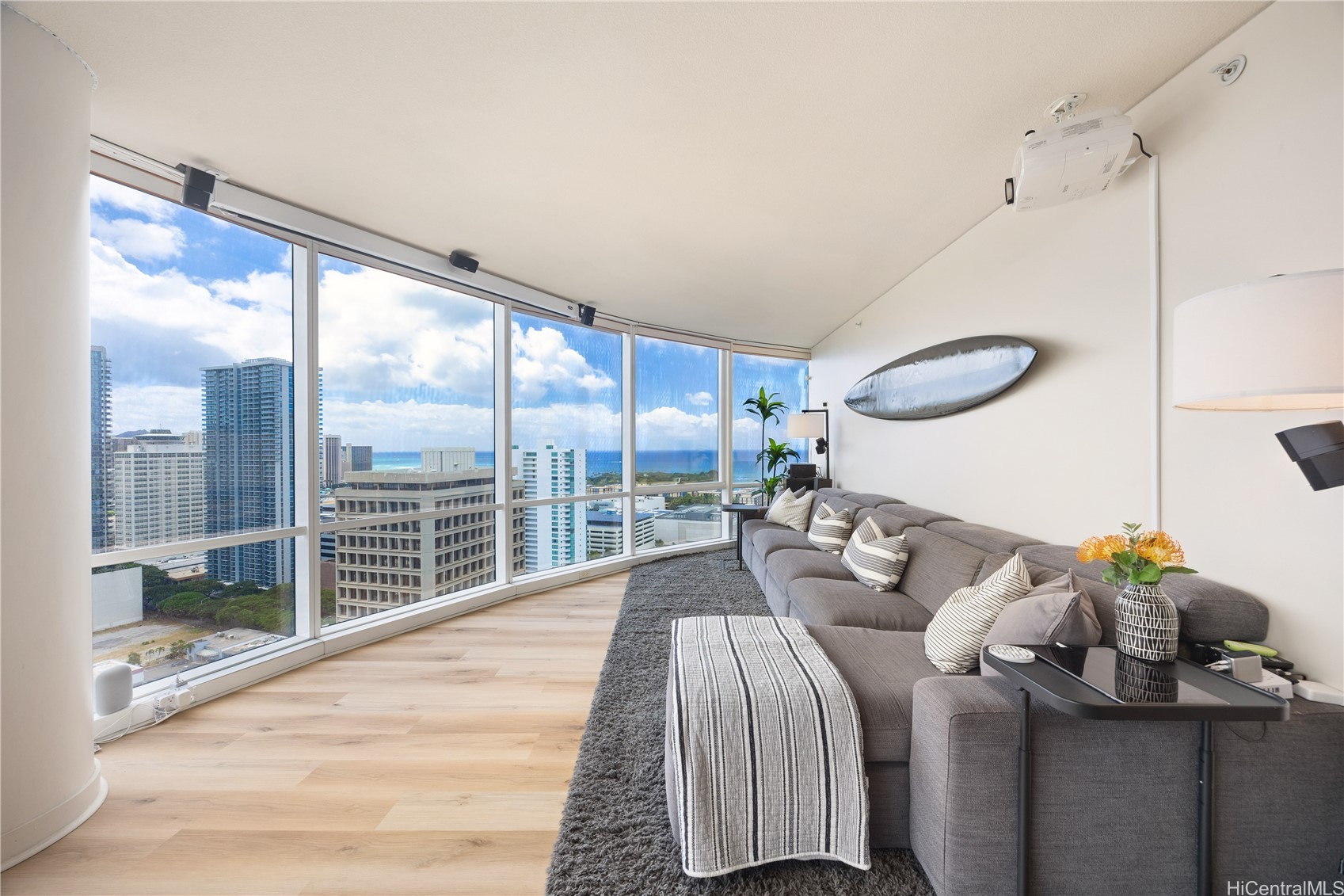 1296 Kapiolani Boulevard II3203