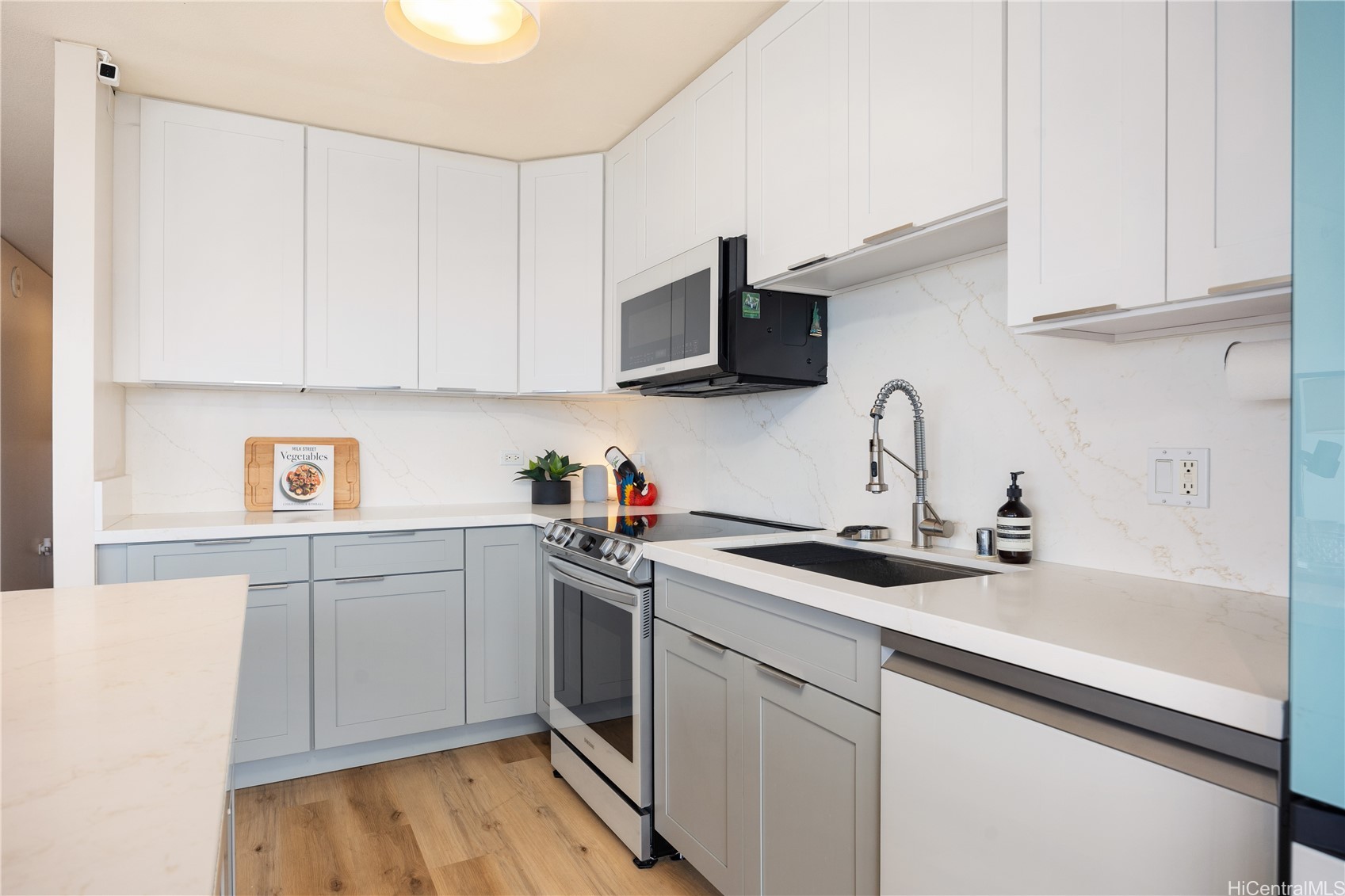 1296 Kapiolani Boulevard II3203