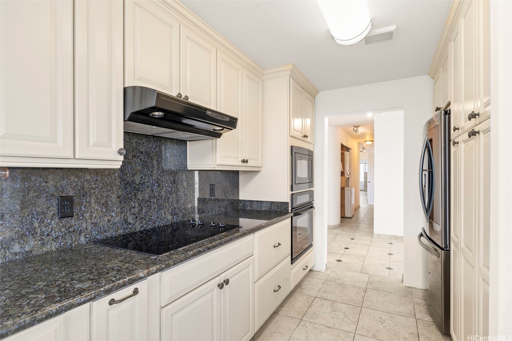 2547 Ala Wai Boulevard 1001