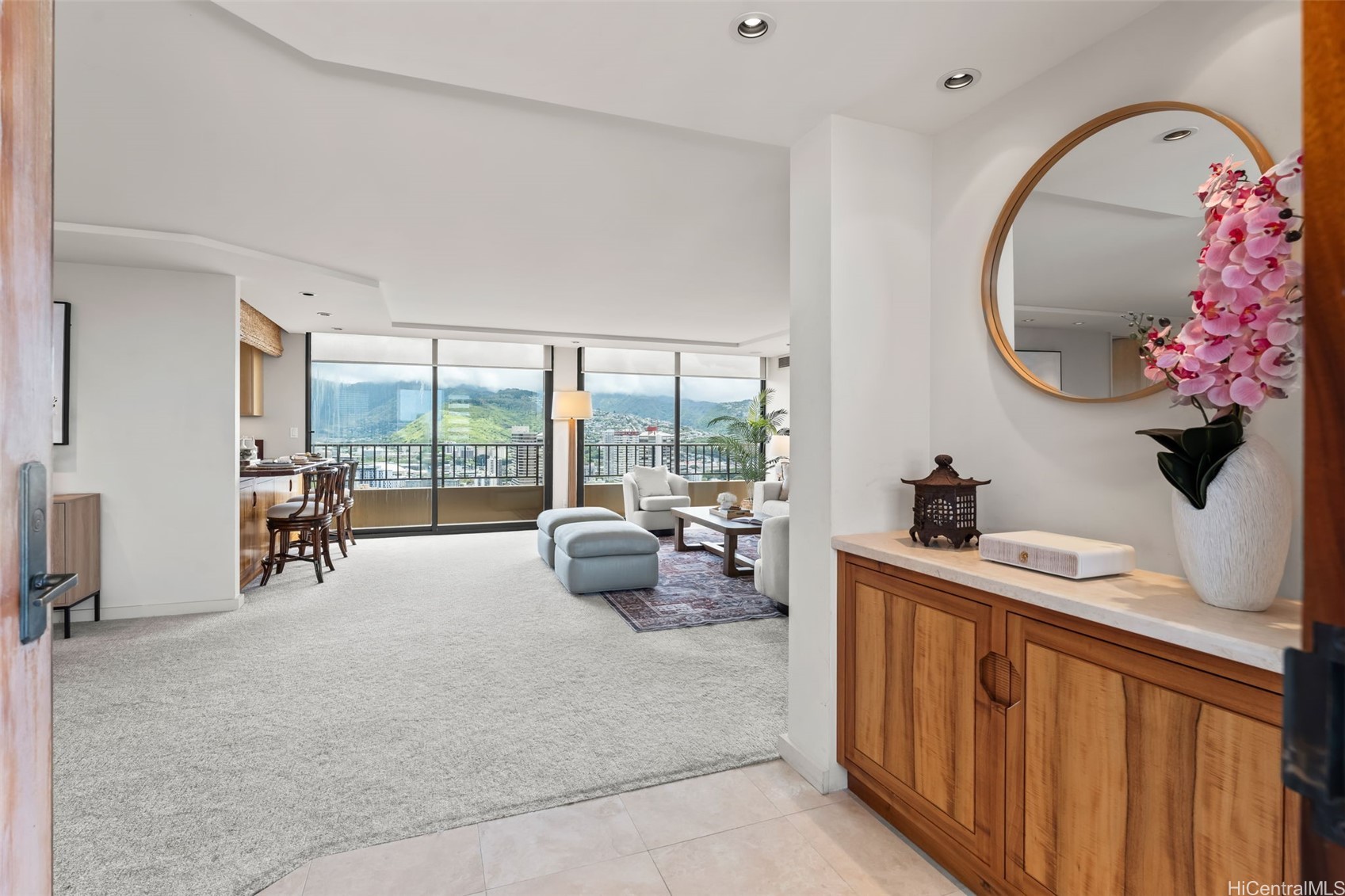 2121 Ala Wai Boulevard PH-1