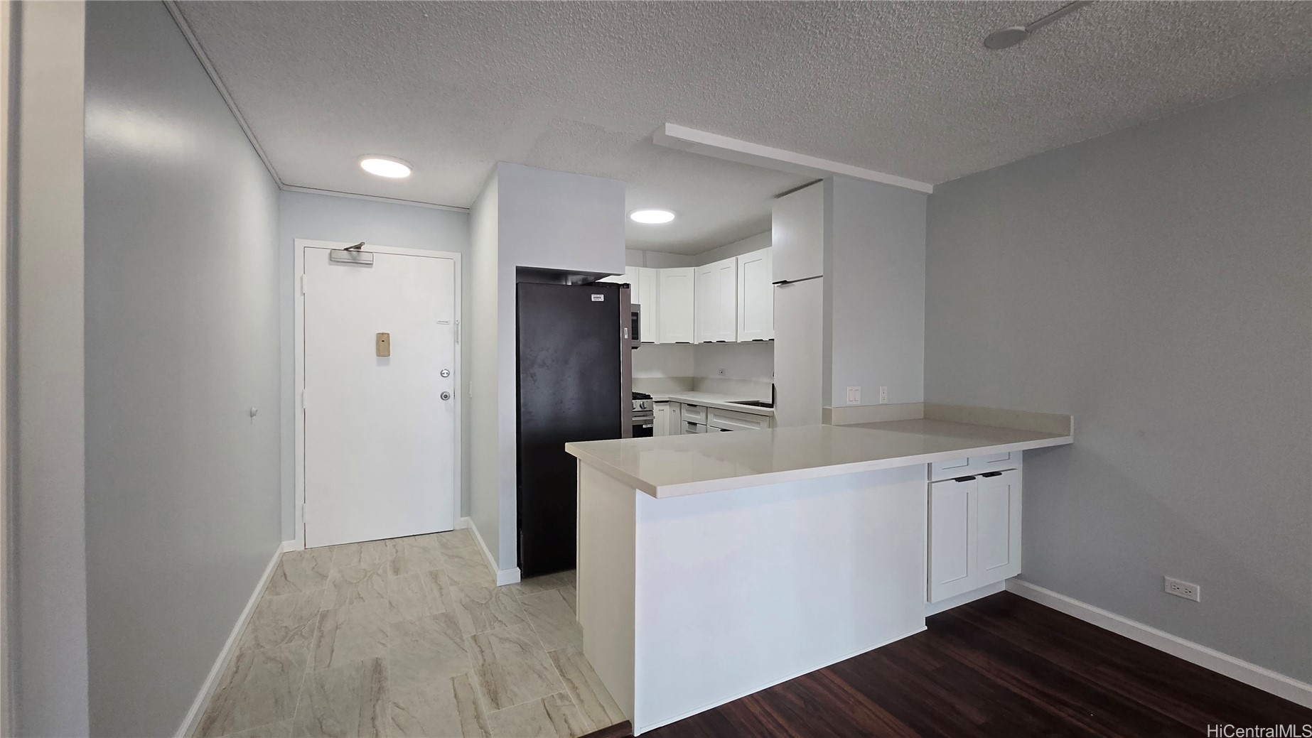 2465 Kuhio Avenue 706