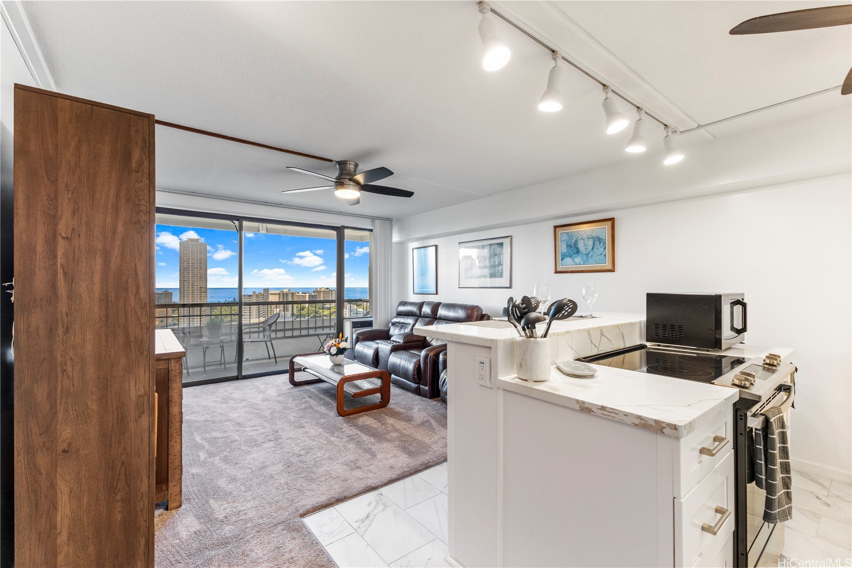 2333 Kapiolani Boulevard 2216