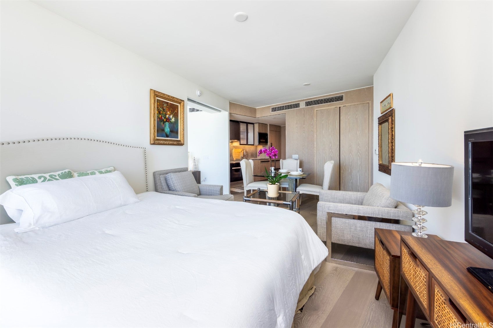 1000 Auahi Street 3611