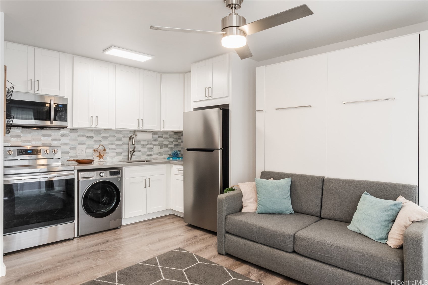 247 Beach Walk 303