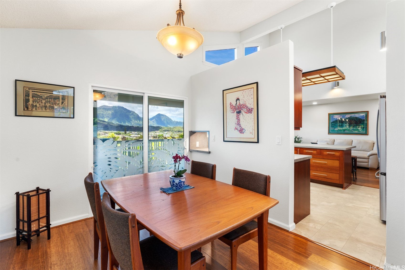 1338 Kuuna Place
