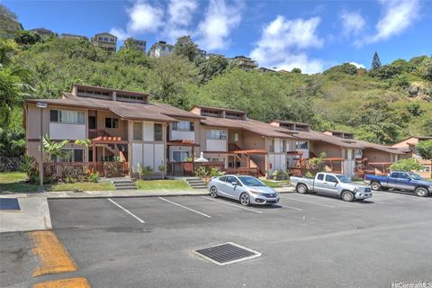 Photo of 98-625 Kilinoe Street #3E2, Aiea, HI 96701 (MLS # 202611781)