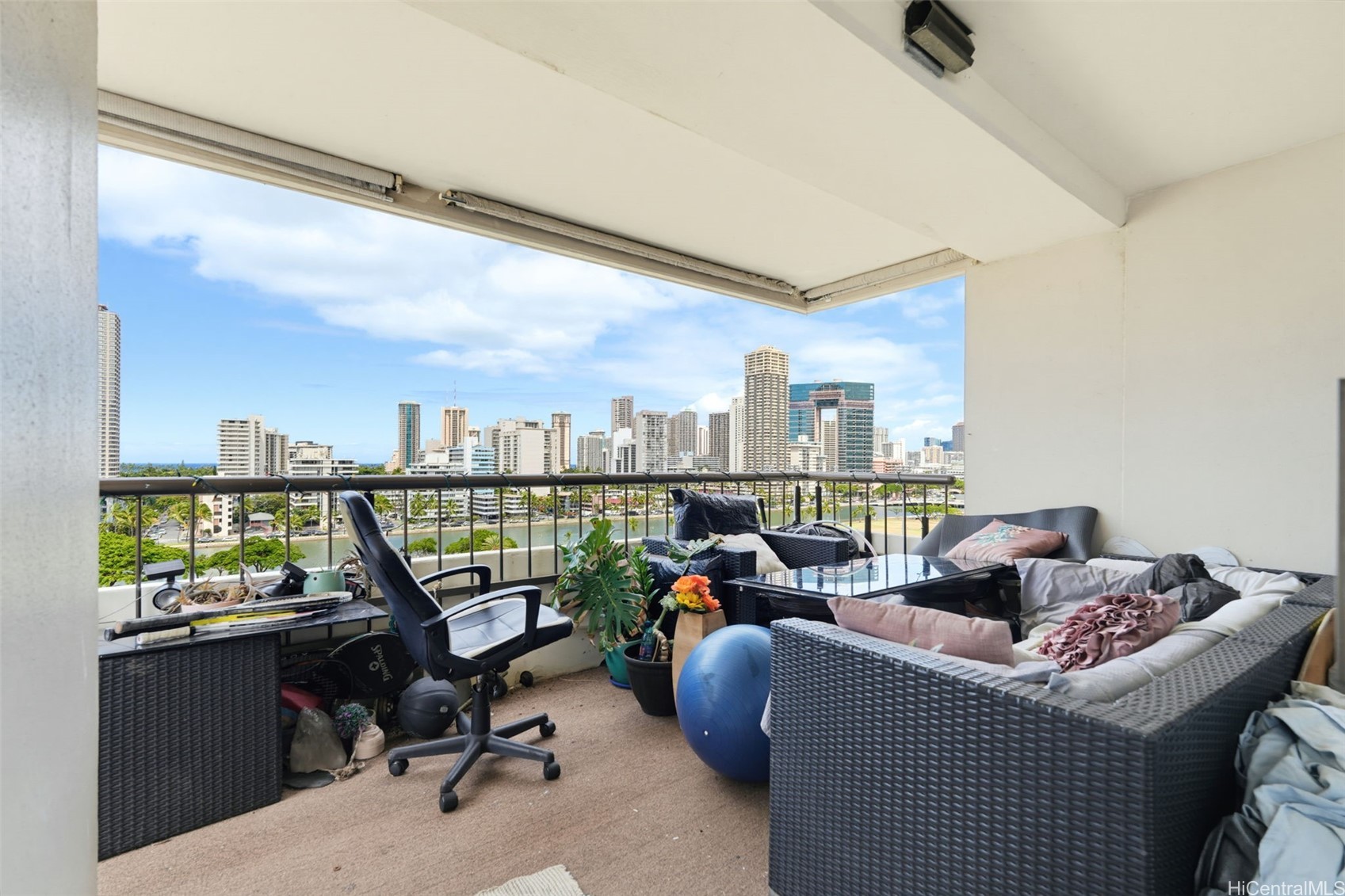2333 Kapiolani Boulevard 1008