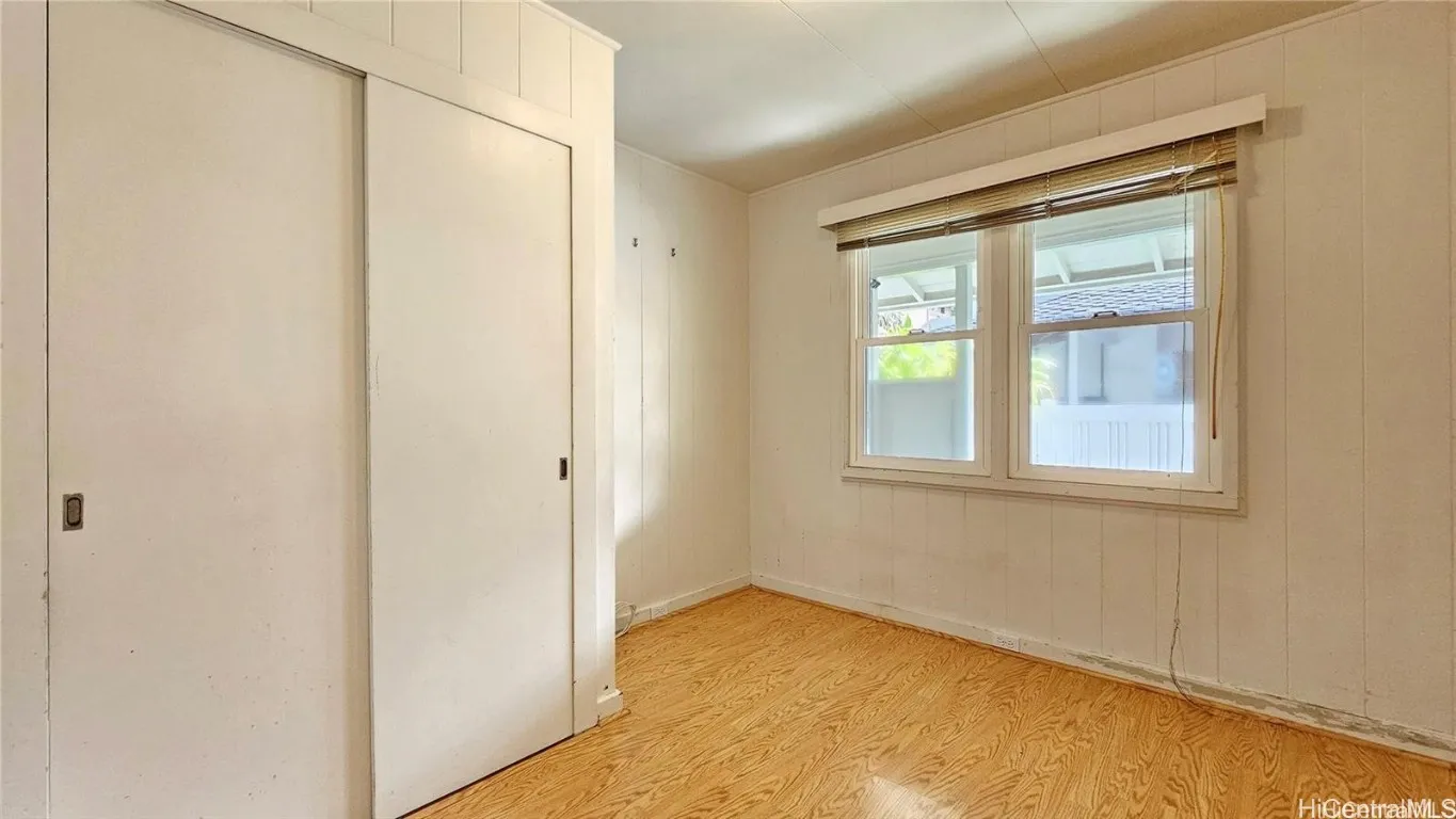 Honolulu, Hawaii 96822, United States, 6 Bedrooms Bedrooms, ,3 BathroomsBathrooms,Residential,Pending,21593