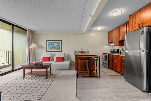 Photo of 229 Paoakalani Avenue #1008, Honolulu, HI 96815 (MLS # 202603341)