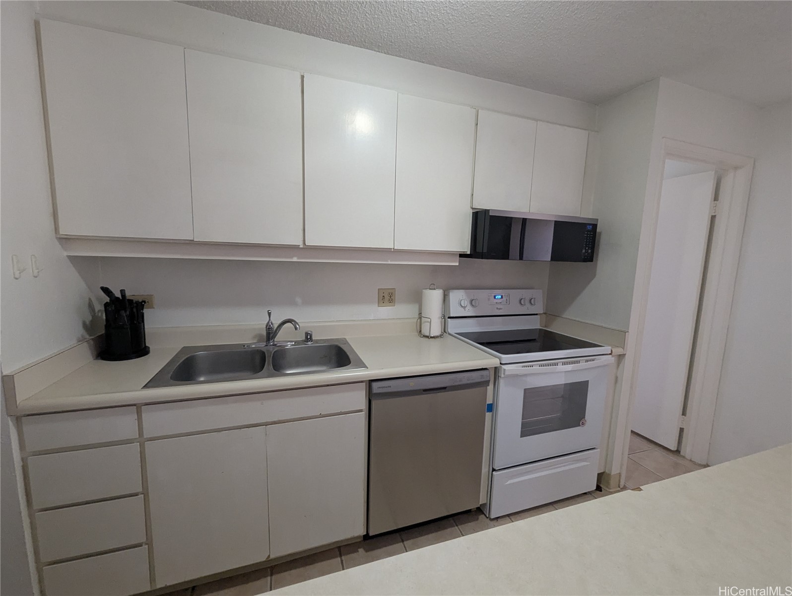 1778 Ala Moana Boulevard 1313