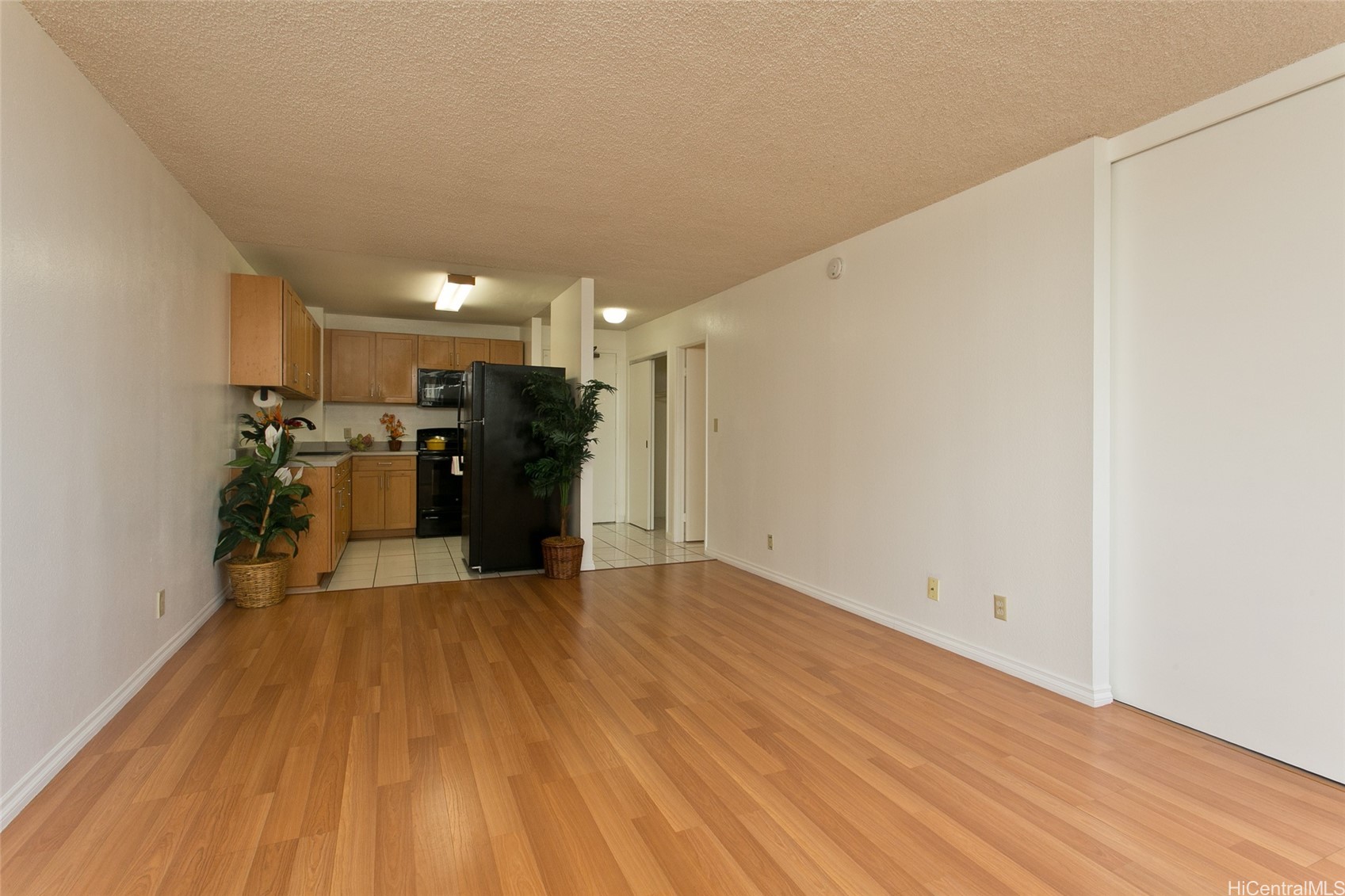 1255 Nuuanu Avenue E1006
