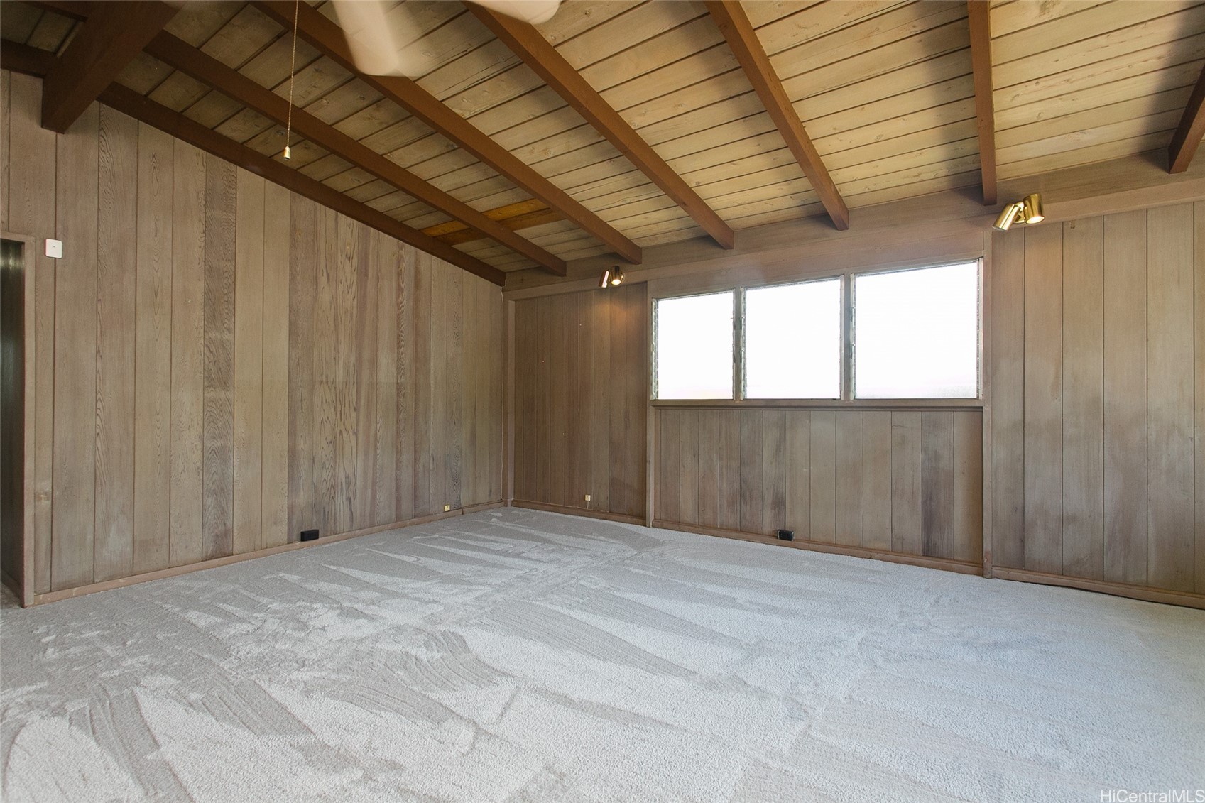 94-422 Apowale Street