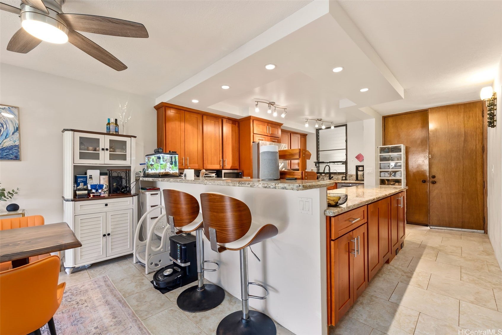 531 Hahaione Street 6C