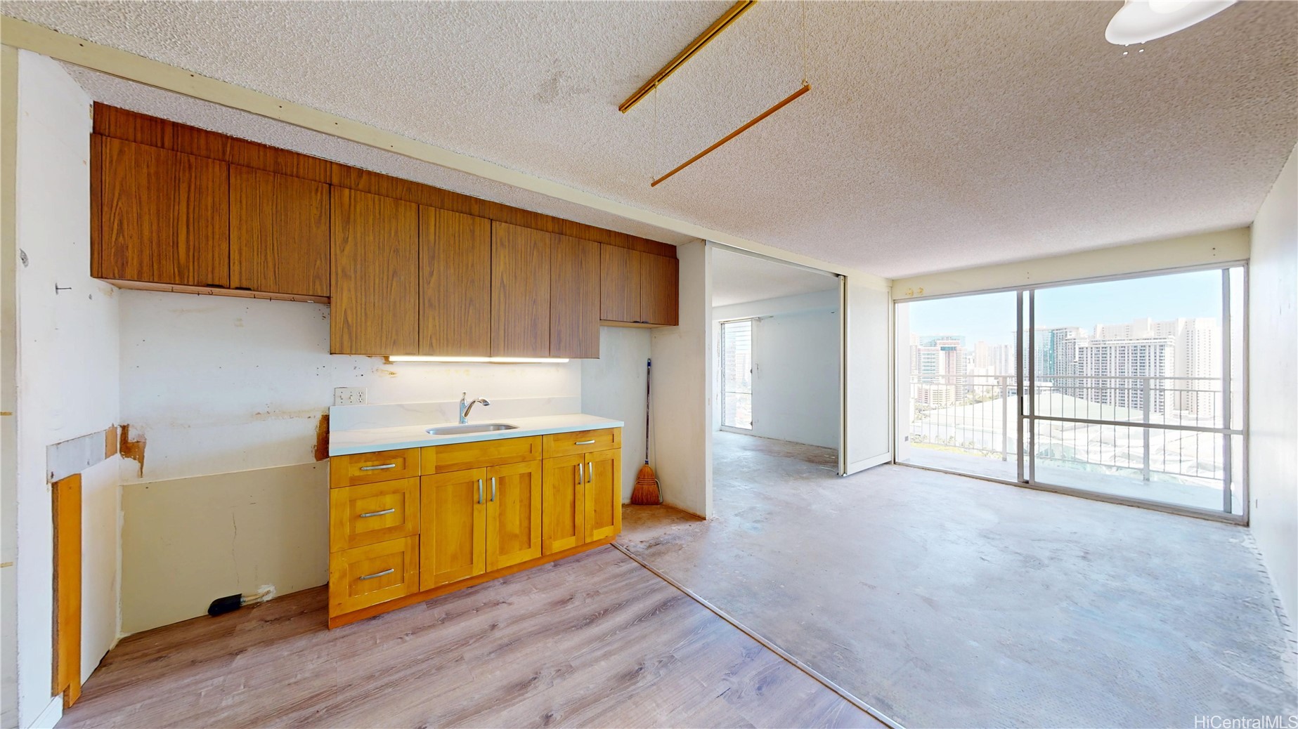 1655 Makaloa Street 2312