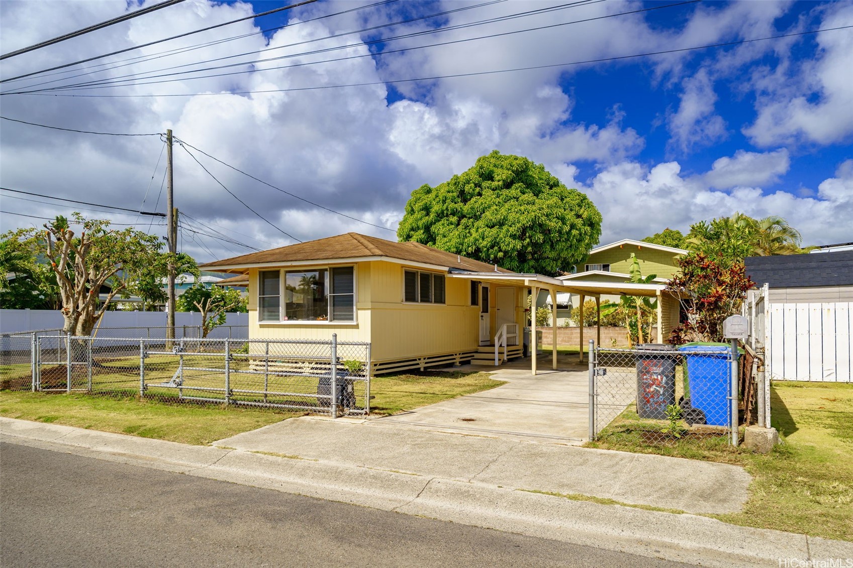 327 Kihapai Street
