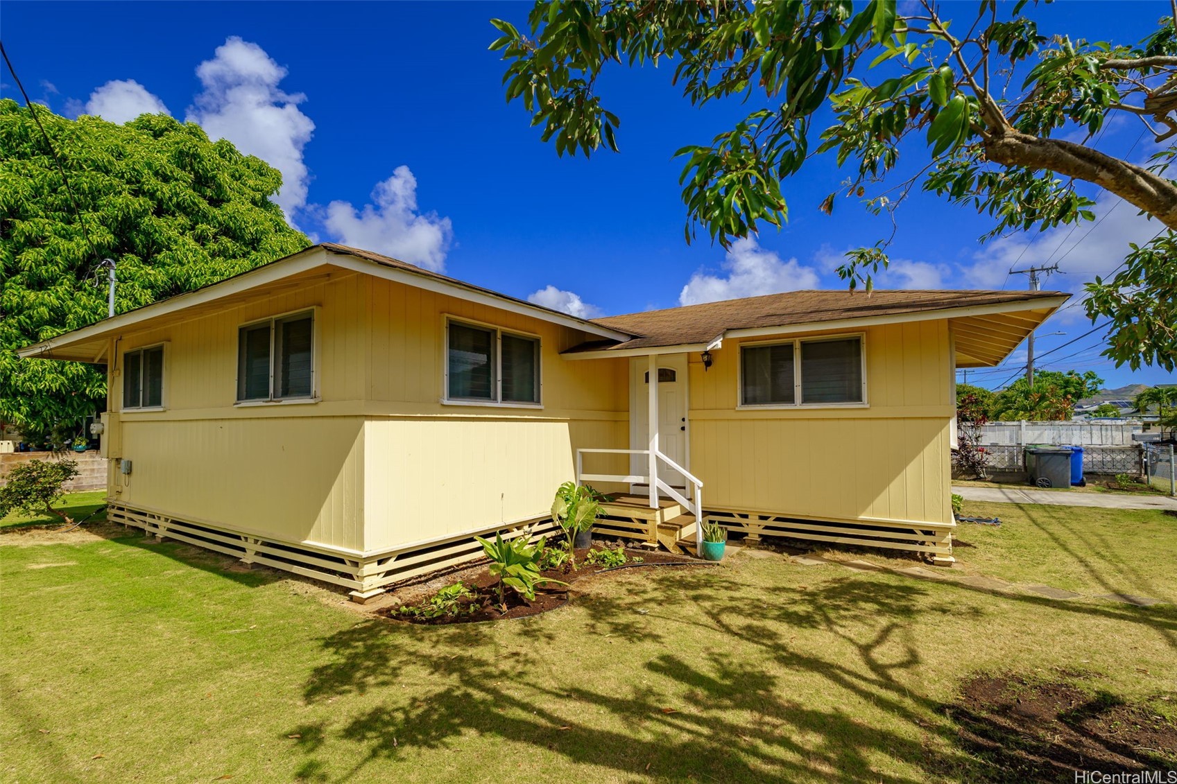 327 Kihapai Street