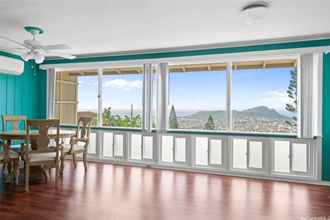 3925 Nioi Place Honolulu HI 96816