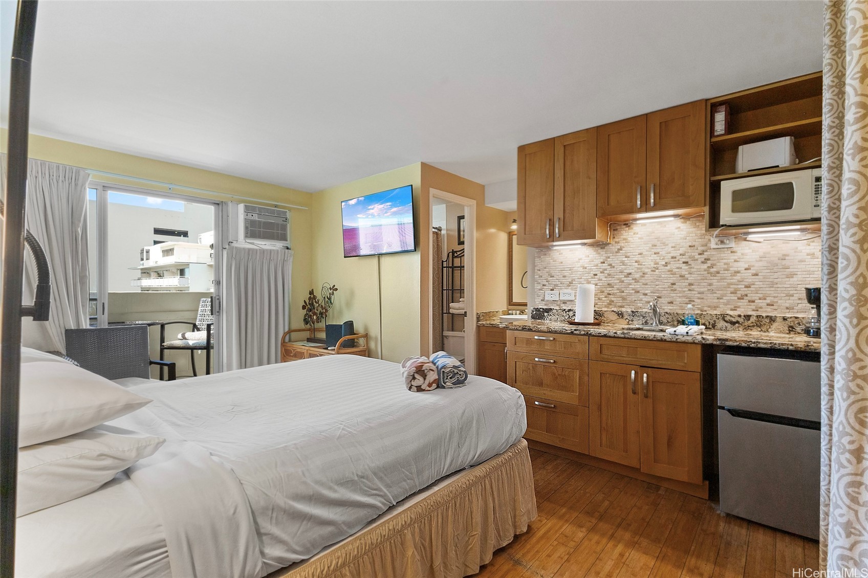 2450 Prince Edward Street 1002A