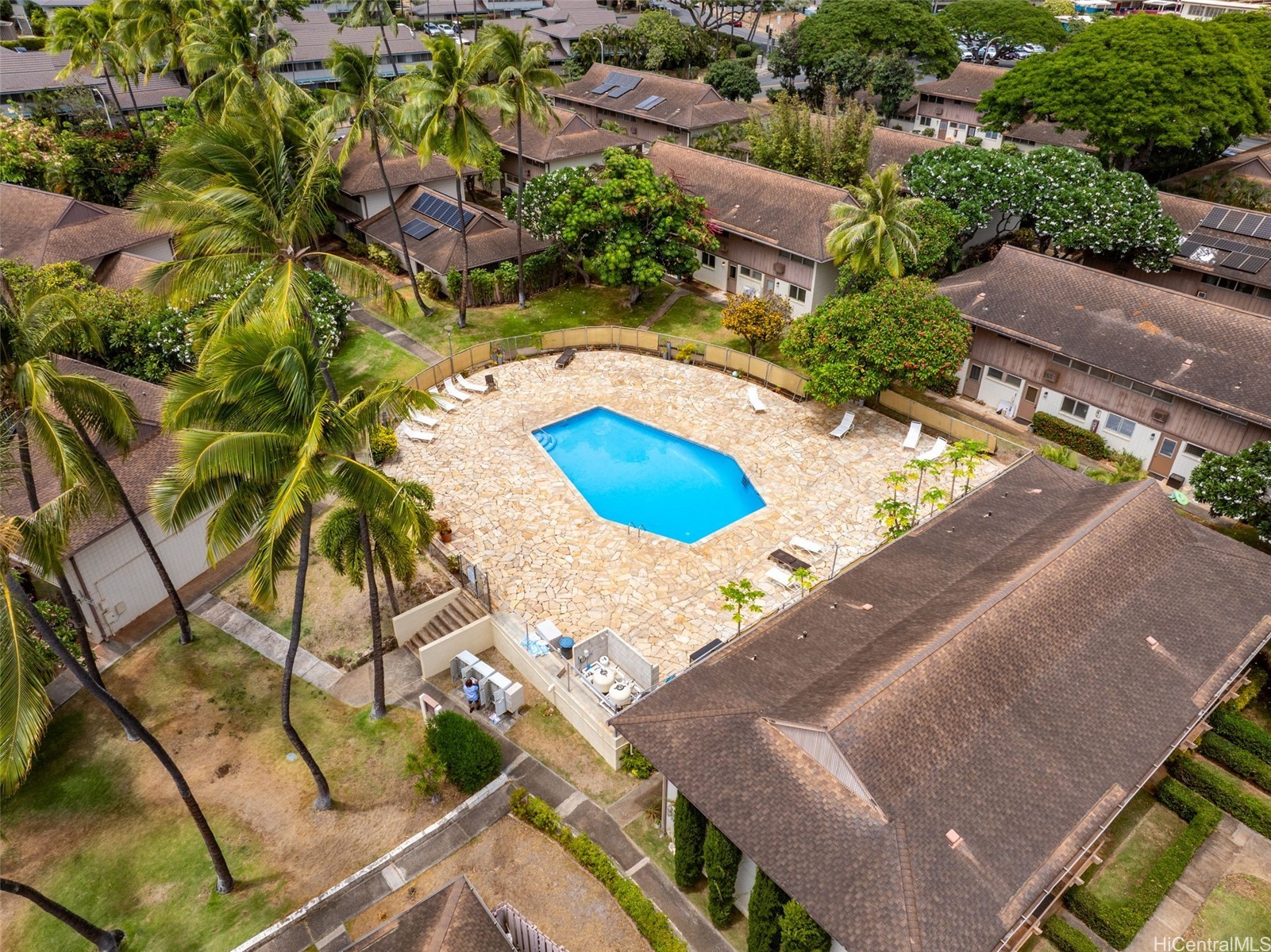 Tropic Gardens 1 Condominium