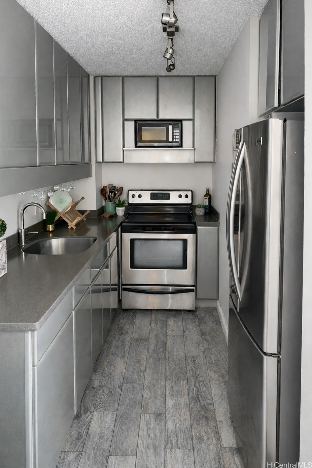 2845 Waialae Avenue 321