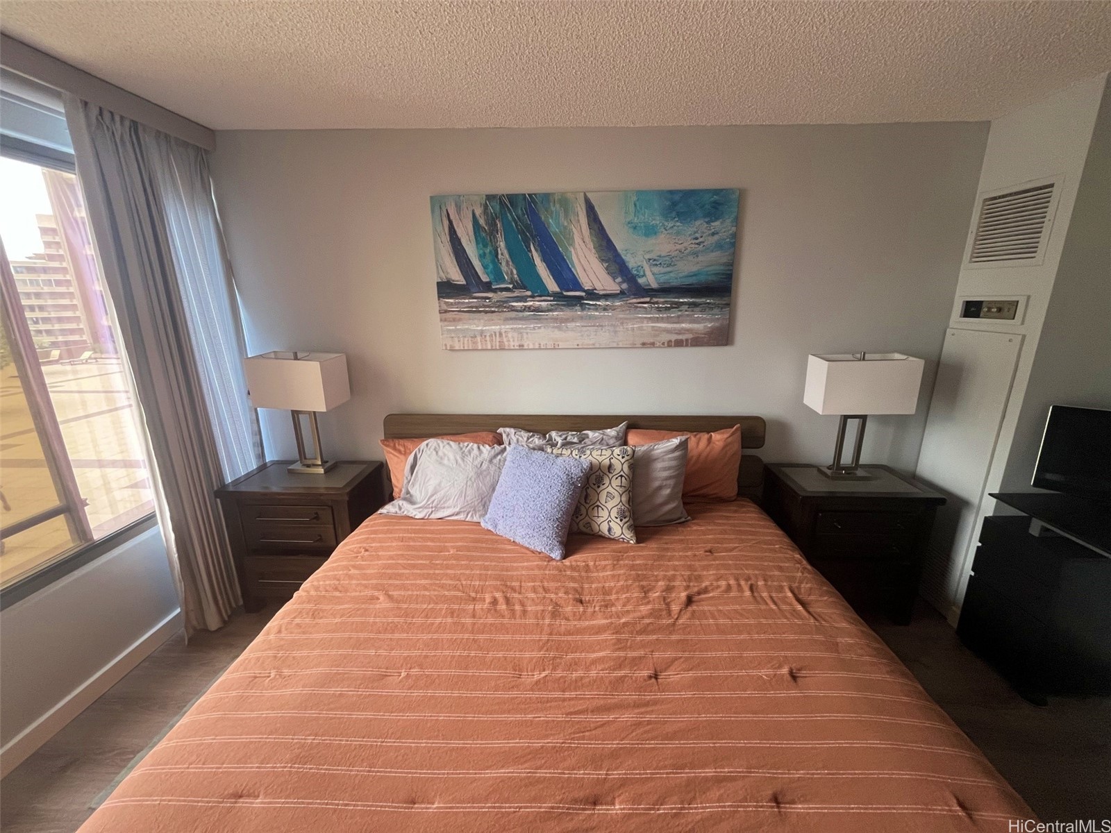 1778 Ala Moana Boulevard 1211