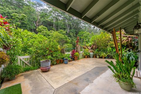 Photo of 95-1266 Wikao Street #15, Honolulu, HI 96789 (MLS # 202610034)