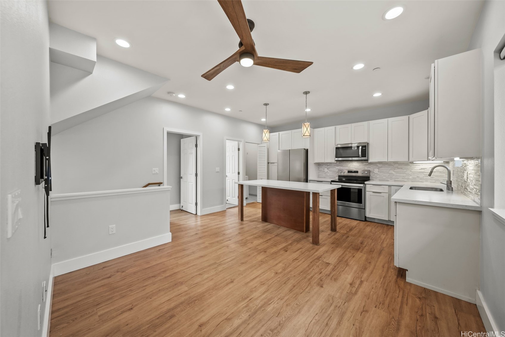 1060 Spencer Street F