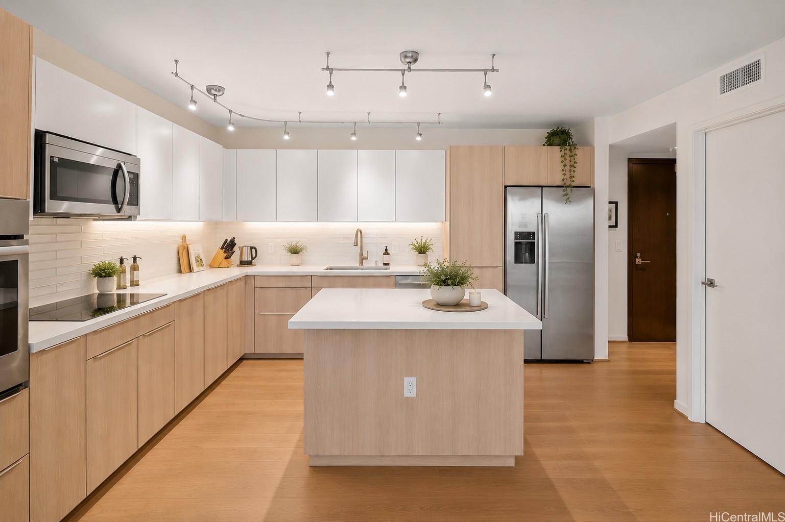 888 Kapiolani Boulevard 3207