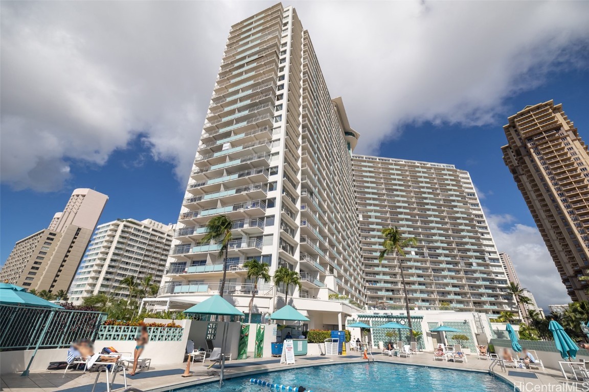 Ilikai Apt Bldg Condominium