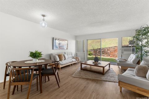 Photo of 98-1485 Kaahumanu Street #E136, Aiea, HI 96701 (MLS # 202611401)