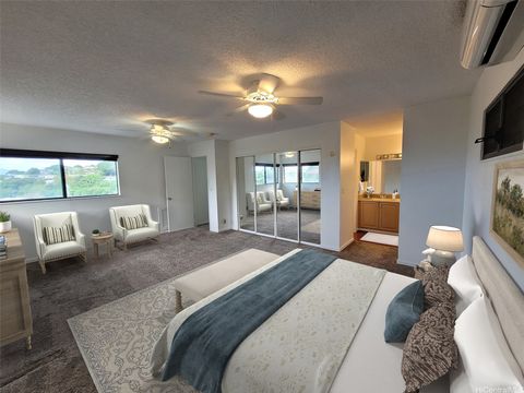 99-733 Meaala Street Aiea HI 96701